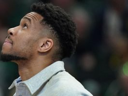 Sources: NBA investigating Bucks after Giannis says he’s healthy